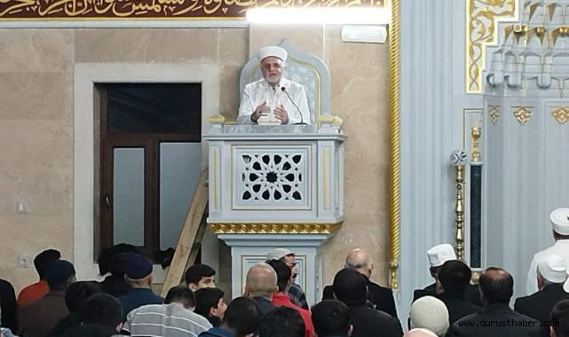 Hakkari’de Enderun Usulü Teravih Namazı Programı Coşkuyla Gerçekleşti