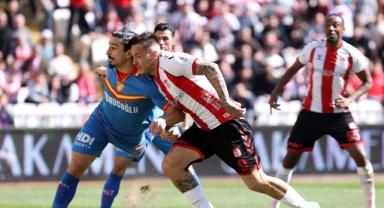 Sivasspor, evinde Göztepe'yi 3-1 mağlup etti