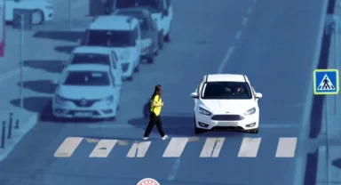 Tatilin ilk iki gününde trafik 19 can aldı!
