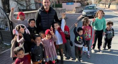 Ülkü Ocakları Kayseri İl Başkanı Halit Yağmur’dan Doğu Türkistanlı Ailelere Anlamlı Ziyaret