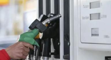 Benzine beklenen zam gelmedi: Gözler otogaza çevrildi