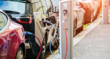 Şarj Edip Geçti: Elektrikli Araç Sayısı Patladı!