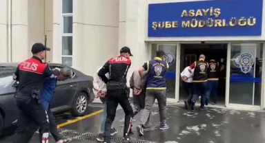 Ankara'da polise saldıran 12 kişi gözaltına alındı