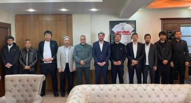 Doğu Türkistanlılardan MHP İl Başkanı Kalın’a Ziyaret