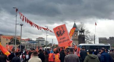 Kayseri Cumhuriyet Meydanı’nda 1 Mayıs Coşkusu!