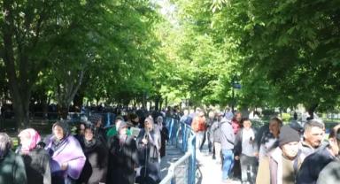 Kayseri'de O Kuyrukta Binlerce Kişi Saatlerce Bekledi!