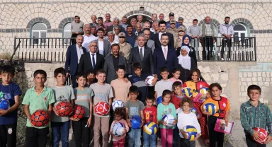 Mardin Valisi Akkoyun Mazıdağı’nda vatandaşlarla buluştu