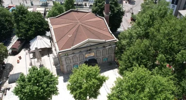 Kocaeli Büyükşehir, Fevziye Camii’nin dış cephesini yeniledi