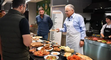 Memduh Büyükkılıç işin mutfağında!