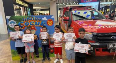 Minik İtfaiyeciler KUMSMALL AVM'de 