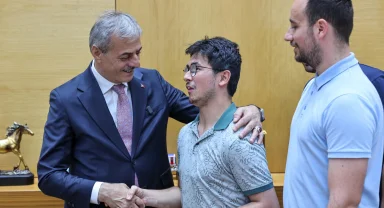 Sakarya Büyükşehir’in geleneği bu bayram da bozulmadı