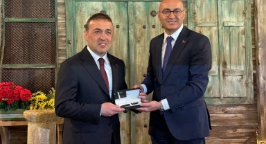 Vali Sözer'e Beykoz'dan veda yemeği