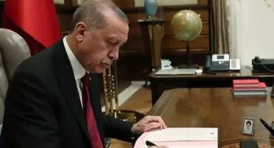 Cumhurbaşkanı Erdoğan imzaladı... 8 üniversitede 9 bölüm kapatıldı