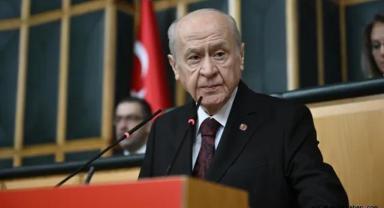 Devlet Bahçeli'den Özel'in sokak çağrısına tepki: Hayırdır darbe mi düşünüyorsun