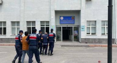 Jandarmadan DEAŞ operasyonu: 2 şüpheli yakalandı, 1 şüpheli aranıyor