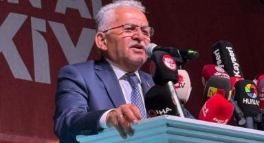 Kayseri Cumhuriyet Meydanı’nda 15 Temmuz Anma Programı Düzenlendi