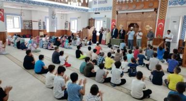 Müftülerden Yaz Kursu Sürprizi! Kısa Sürede Kur’an’ı Bitiren Öğrencilere Ödül Yağdı
