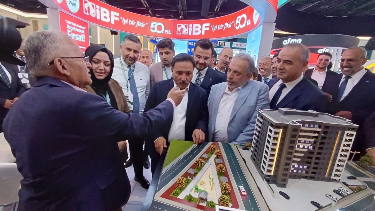 Vali Çiçek, “Kayseri ekonomisinin, ticaretinin gelişmesi için bu tür fuarlar oldukça etkili”