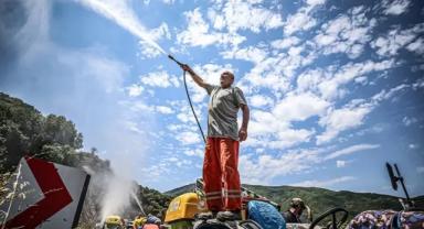 “Yeşil Vatan” İçin Nöbetteler: Gönüllüler Yangınlara Karşı Teyakkuzda