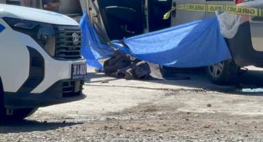 1,5 Yaşındaki Çocuk Hafif Ticari Aracın Çarpması Sonucu Hayatını Kaybetti