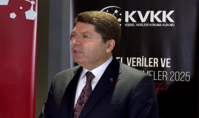 Bakan Tunç sahte e-imzalarla ilgili kamu davasının detaylarını paylaştı