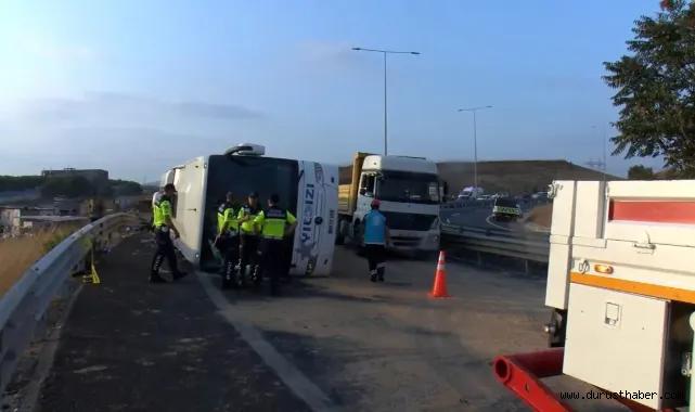 Kuzey Marmara Otoyolu'nda yolcu otobüsü devrildi: 3 ölü, 20 yaralı
