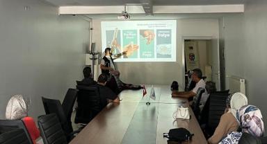 Uyuşturucuyla mücadelede annelere bilinçlendirme semineri