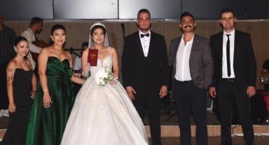 Yazıcı Ailesi Oğlu Armağan'ı, Coşkulu Düğünle Evlendirdi