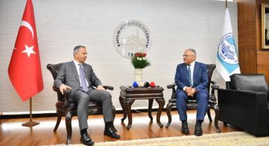 Başkan Büyükkılıç’a ‘Örnek Belediyecilik’ Övgüsü