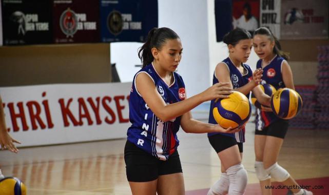 İsmail Yıldırım’la Kayseri Voleybolu Zirveye Yükseliyor