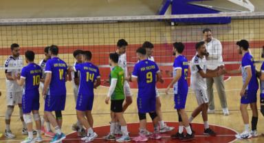 Voleybolda Kayseri Derbisini Melikgazi Belediye Spor Kazandı