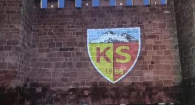 Yazılan Mesaj Büyüledi