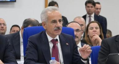 Bakan Uraloğlu: Çocukların Sosyal Medyası Gözden Geçiriliyor