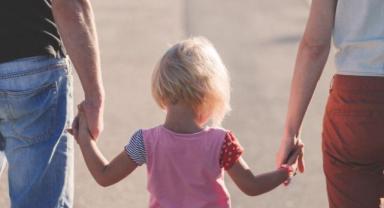 Bin 201 çocuk devlet korumasından yuvaya kavuştu