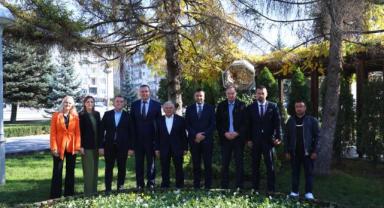 Büyükkılıç, Bosna-Hersek heyetini Kayseri’de ağırladı