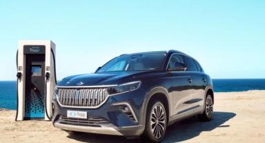 Çopuroğlu, Kayseri’ye TOGG Servisi Talebini Bakan’a İletti