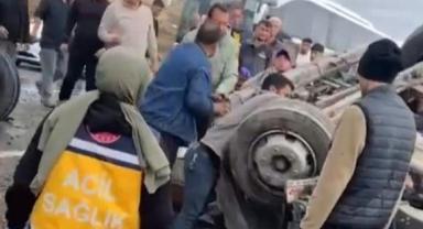 Kayseri’de tır devrildi: Sürücü hayatını kaybetti