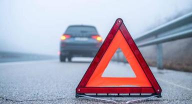 Yolda Kalan Araçlar İçin Hayat Kurtaran Reflektör Sırrı