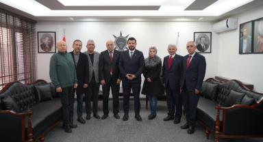 AK Parti Kayseri'de Yoğun Ziyaret Trafiği