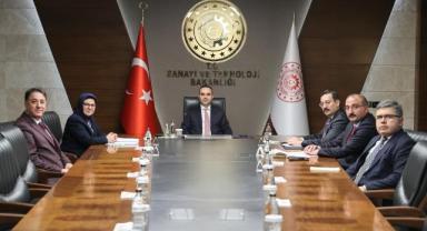 Bakan Kacır’a Sunuldu