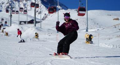 Erciyes’te 2025-2026 Kayak Sezonu Resmen Açıldı