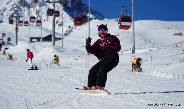 Erciyes’te 2025-2026 Kayak Sezonu Resmen Açıldı