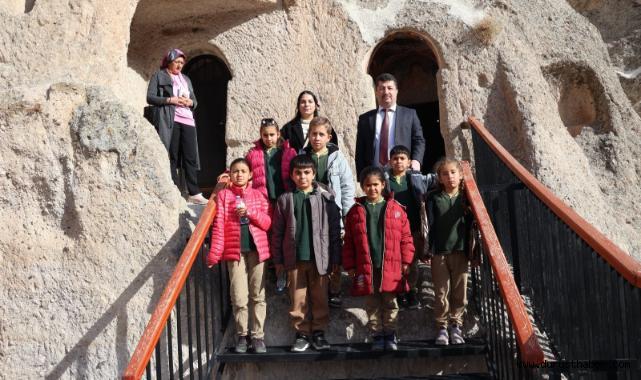 Güzelöz İlkokulu Öğrencileri Soğanlı Vadisi’ni Keşfetti