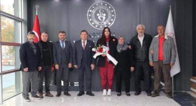 Kayserili boksör Türkmen, U23 Avrupa’dan gümüş madalya aldı