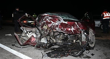 Lapseki'de Feci Kaza: 5 Ölü, 1 Yaralı