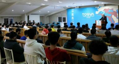 Rektör Karamustafa TÜGVA Programında Gençlerle Buluştu