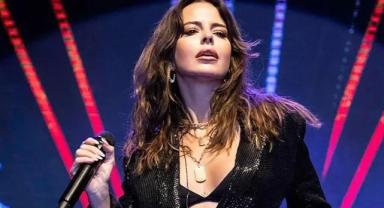 Simge Eskişehir’de Yeni Yıla Sahnesiyle Damga Vurdu