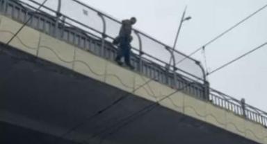 Sümer Köprüsü’nde İntihar Girişimi