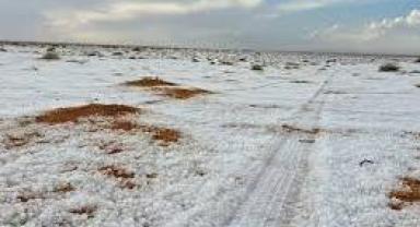 Suudi Arabistan’da Sürpriz Kar: Tebük Beyaza Büründü