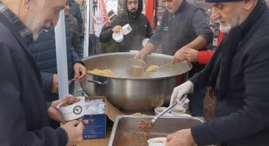 Vakıftan Regaip Kandilinde Anlamlı İkram